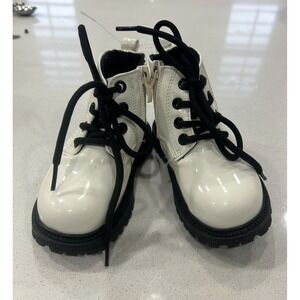 Toddler‎ Size 11 White Patent Leather Combat Boots Side Zip Lace Up Brand 21